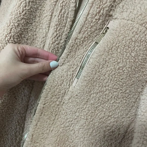 Jacket - Picture 3 of 4